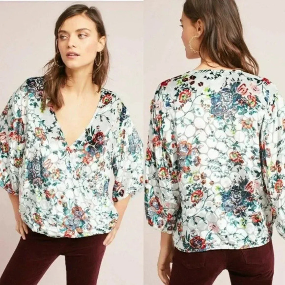 ANTHROPOLOGIE Maeve Umi Velvet Wrap Top Size Extra Small Floral - Picture 1 of 7